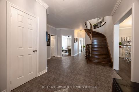 Photo 14 at 13 Surrey Drive Drive, Little Lake, Barrie