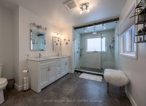 Photo 18 at 13 Surrey Drive Drive, Little Lake, Barrie