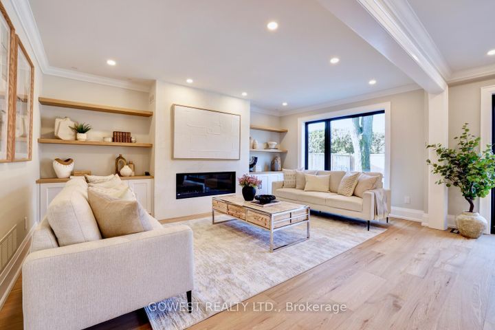 Photo 8 at 981 Valdese Drive, Erindale, Mississauga