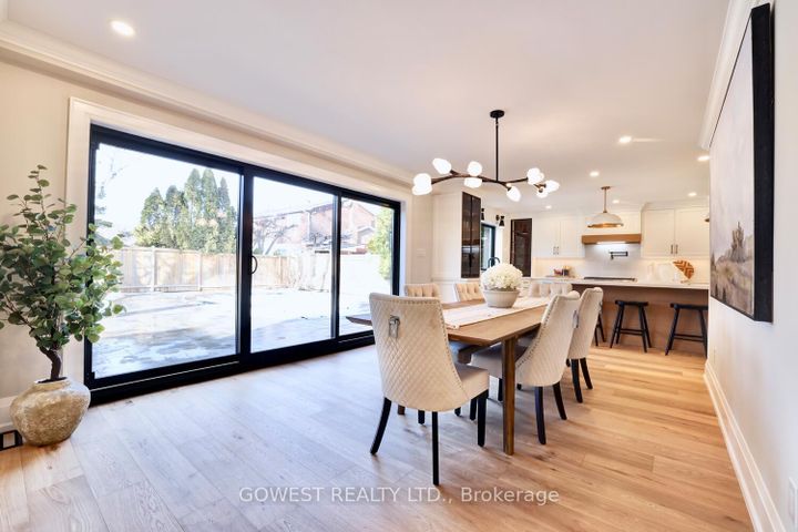 Photo 10 at 981 Valdese Drive, Erindale, Mississauga