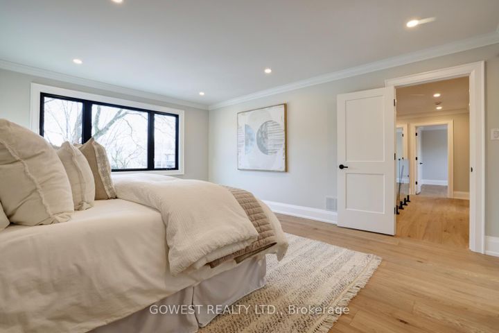 Photo 22 at 981 Valdese Drive, Erindale, Mississauga