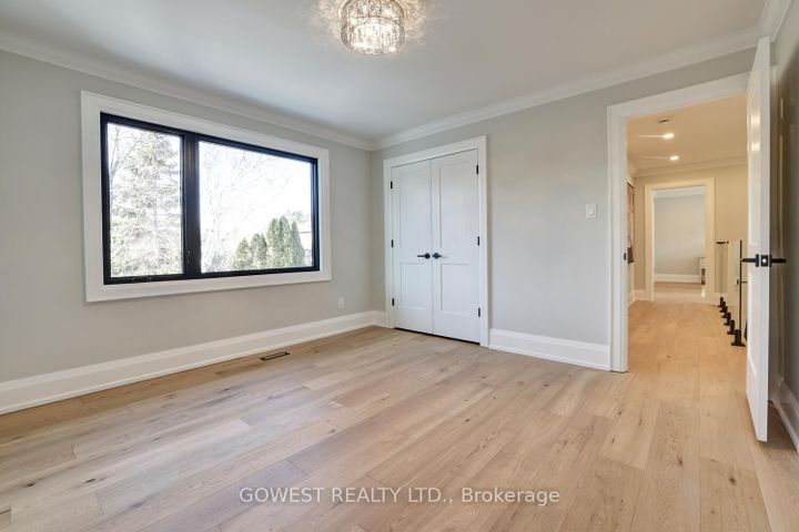 Photo 31 at 981 Valdese Drive, Erindale, Mississauga