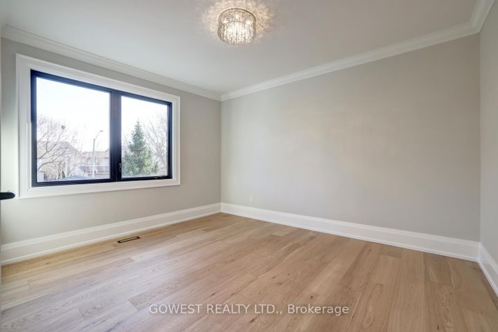 Photo 32 at 981 Valdese Drive, Erindale, Mississauga