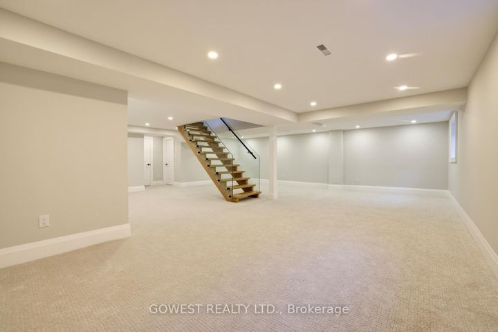 Photo 40 at 981 Valdese Drive, Erindale, Mississauga