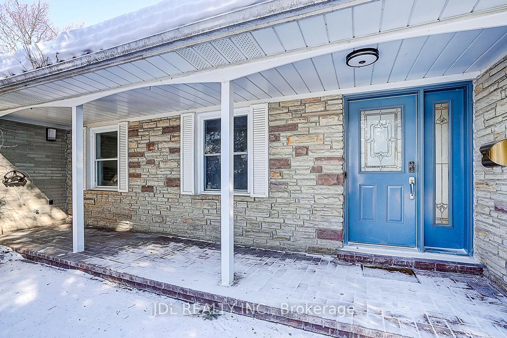 15 Crossburn Drive, Don Mills, Toronto 