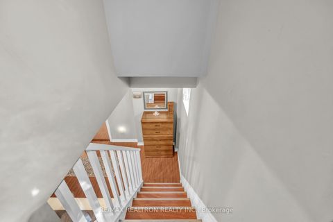 Photo 20 at 926 Willowdale Avenue, Newtonbrook East, Toronto