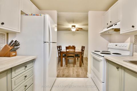 Photo 9 at 11 Pheasant Trail, Ardagh, Barrie