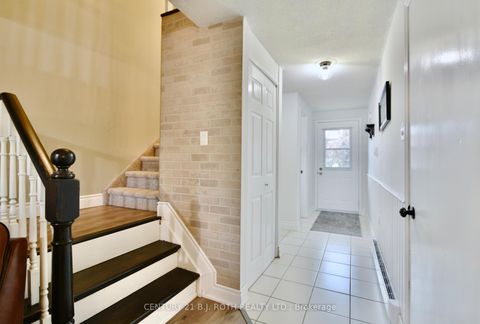 Photo 11 at 11 Pheasant Trail, Ardagh, Barrie