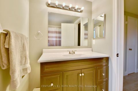 Photo 18 at 11 Pheasant Trail, Ardagh, Barrie