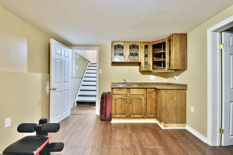 Photo 20 at 11 Pheasant Trail, Ardagh, Barrie