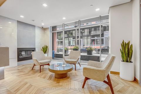 Photo 3 at 806 - 15 Bruyeres Mews, Niagara, Toronto