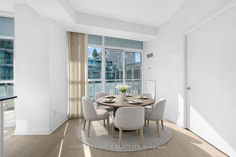 Photo 8 at 806 - 15 Bruyeres Mews, Niagara, Toronto