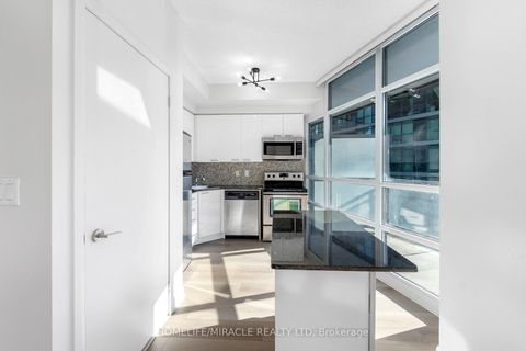 Photo 18 at 806 - 15 Bruyeres Mews, Niagara, Toronto