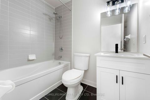 Photo 26 at 806 - 15 Bruyeres Mews, Niagara, Toronto