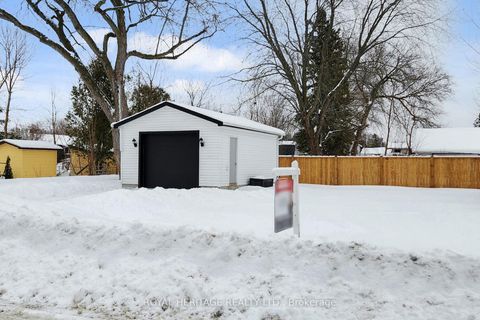 Photo 38 at 71 North Street, Sutton & Jackson's Point, Georgina