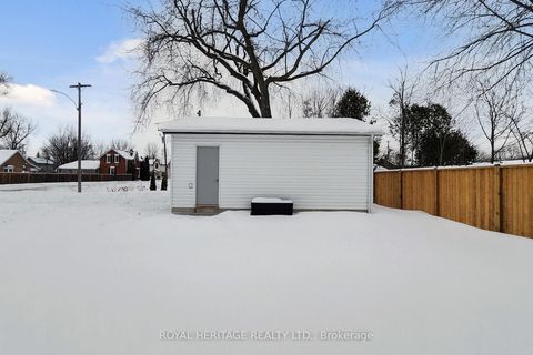 Photo 39 at 71 North Street, Sutton & Jackson's Point, Georgina