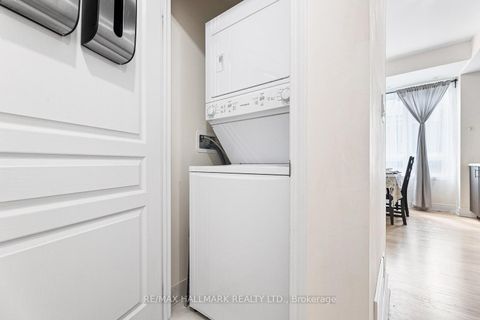 Photo 10 at 306 - 1120 Briar Hill Avenue, Glen Park, Toronto