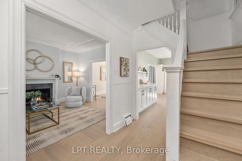 Photo 3 at 29 Grace Street, Bellwoods, Toronto