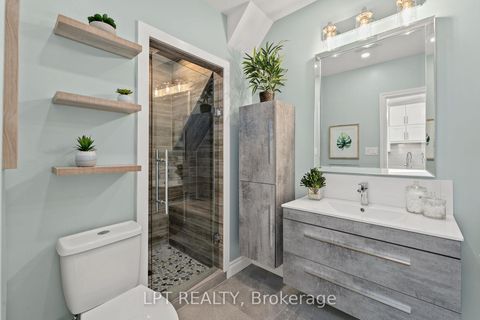 Photo 43 at 29 Grace Street, Bellwoods, Toronto