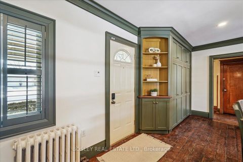 Photo 4 at 42 Royal Road, Aurora Village, Aurora