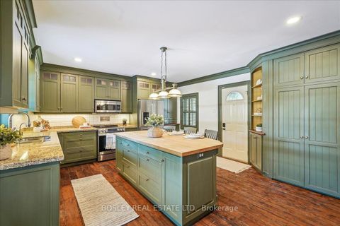 Photo 7 at 42 Royal Road, Aurora Village, Aurora