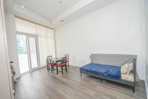 Photo 8 at 522 - 3900 Confederation Parkway, City Centre, Mississauga