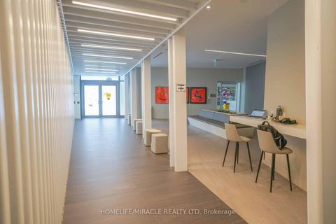 Photo 19 at 522 - 3900 Confederation Parkway, City Centre, Mississauga