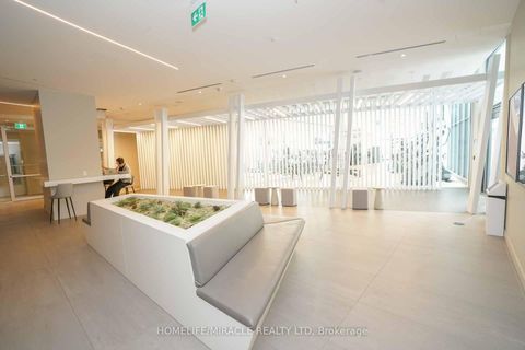 Photo 22 at 522 - 3900 Confederation Parkway, City Centre, Mississauga