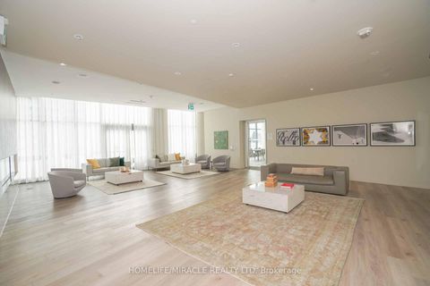 Photo 25 at 522 - 3900 Confederation Parkway, City Centre, Mississauga