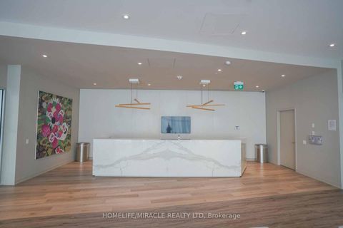 Photo 31 at 522 - 3900 Confederation Parkway, City Centre, Mississauga