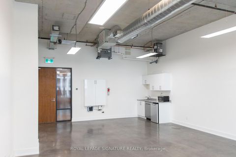Photo 4 at 615 - 130 Queens Quay E, Waterfront Communities C8, Toronto