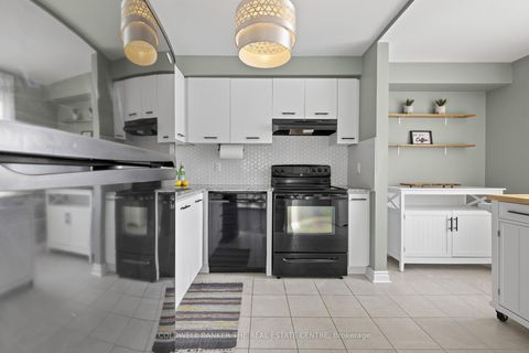 Photo 3 at 2 - 21 Meadow Lane, Ardagh, Barrie