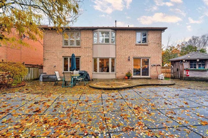 Photo 43 at 1586 Heritage Way, GA Glen Abbey, Oakville