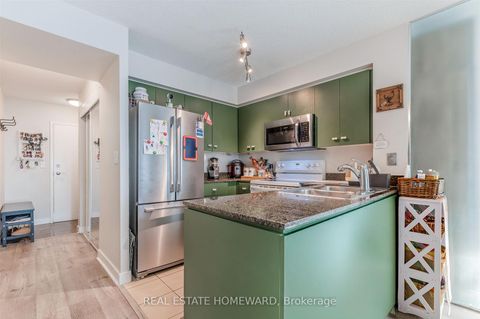 Photo 7 at 803 - 397 Front Street W, Waterfront Communities C1, Toronto