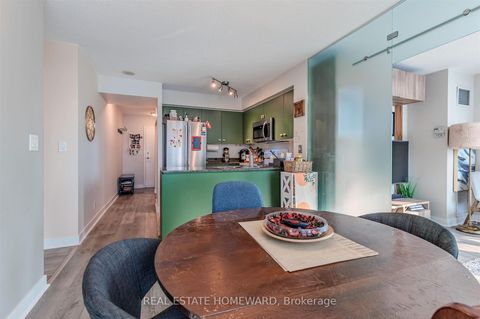 Photo 12 at 803 - 397 Front Street W, Waterfront Communities C1, Toronto