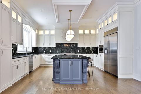 Photo 16 at 36 Sussex Avenue, Crosby, Richmond Hill