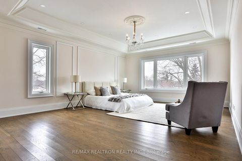 Photo 30 at 36 Sussex Avenue, Crosby, Richmond Hill