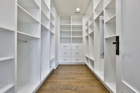 Photo 31 at 36 Sussex Avenue, Crosby, Richmond Hill