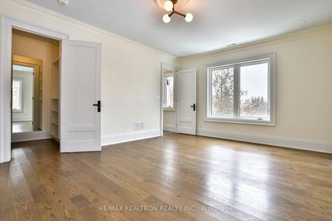 Photo 33 at 36 Sussex Avenue, Crosby, Richmond Hill