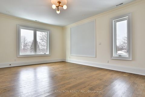 Photo 35 at 36 Sussex Avenue, Crosby, Richmond Hill