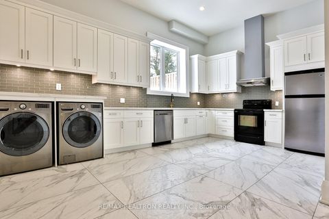 Photo 38 at 36 Sussex Avenue, Crosby, Richmond Hill