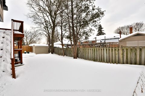 Photo 41 at 36 Sussex Avenue, Crosby, Richmond Hill