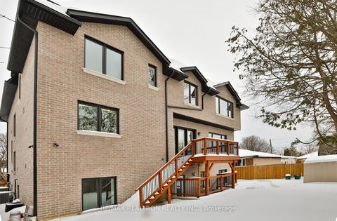 Photo 42 at 36 Sussex Avenue, Crosby, Richmond Hill