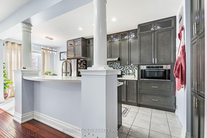 Photo 12 at 17 Redfern Street, Northwest Brampton, Brampton