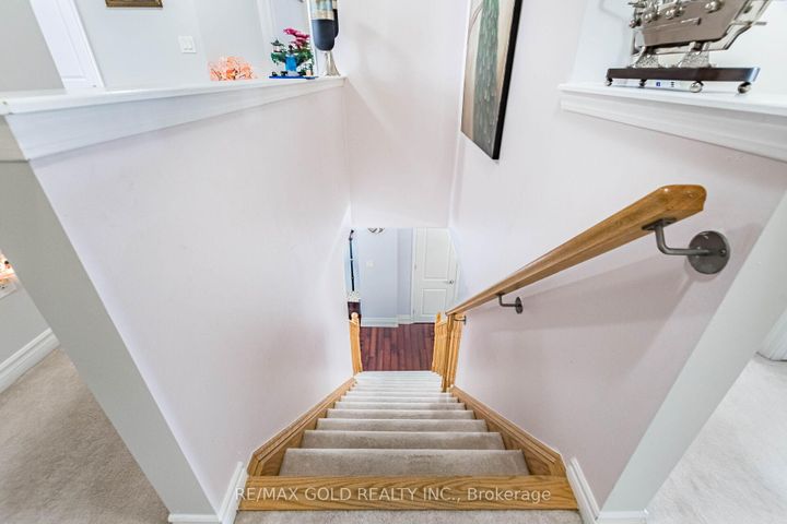 Photo 16 at 17 Redfern Street, Northwest Brampton, Brampton