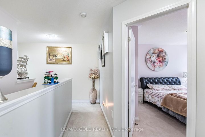 Photo 17 at 17 Redfern Street, Northwest Brampton, Brampton