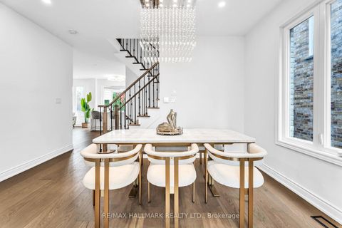 Photo 11 at 51 Verdi Road, Oak Ridges, Richmond Hill