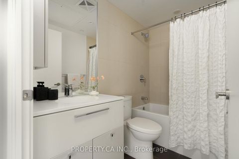 Photo 12 at 3308 - 15 Grenville Street, Bay Street Corridor, Toronto