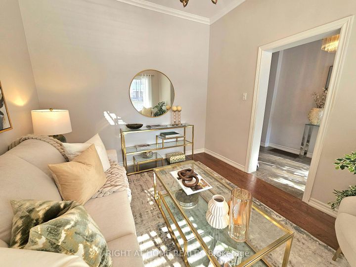 Photo 11 at 50 Argyle Street, Bellwoods, Toronto