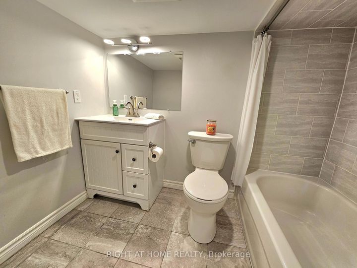 Photo 36 at 50 Argyle Street, Bellwoods, Toronto